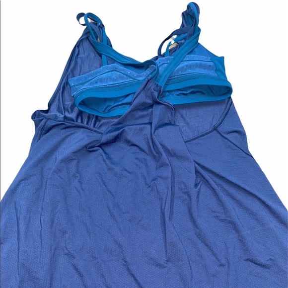 Lululemon size 6 flowy athletic tank - Picture 5 of 7